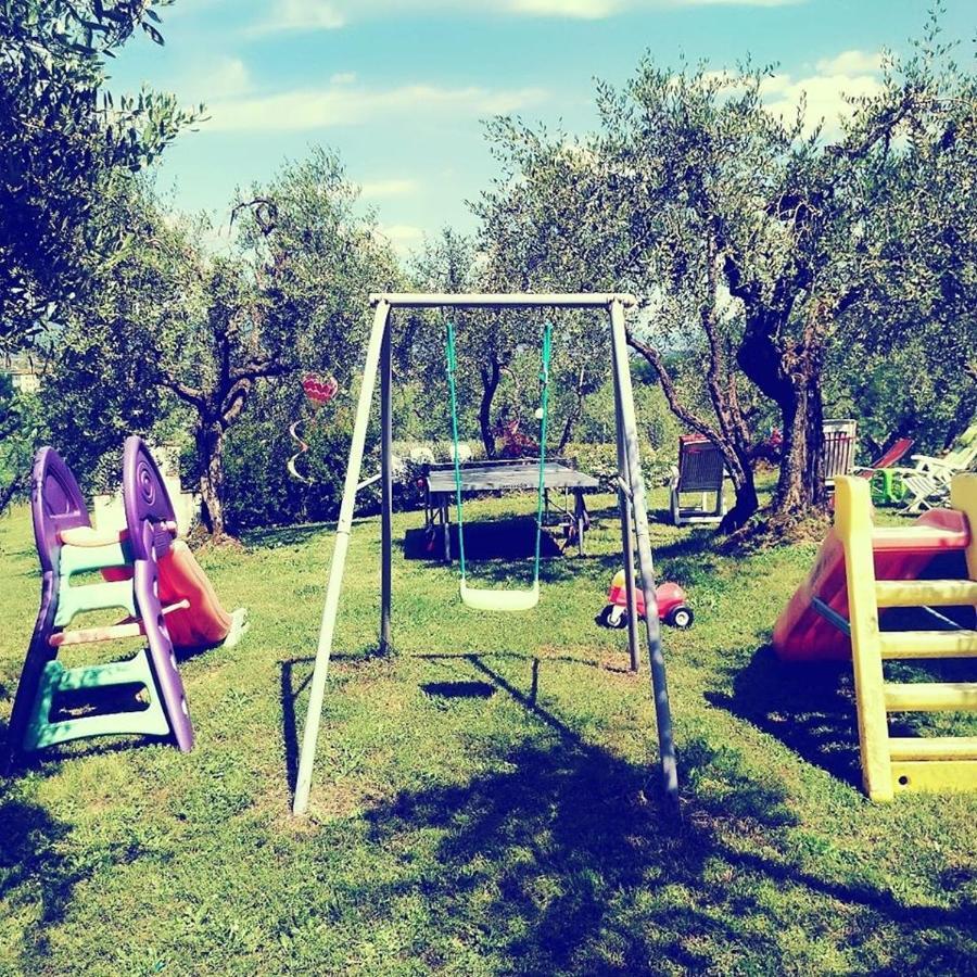 Olivia B&B And Apartment Cantagrillo Bagian luar foto