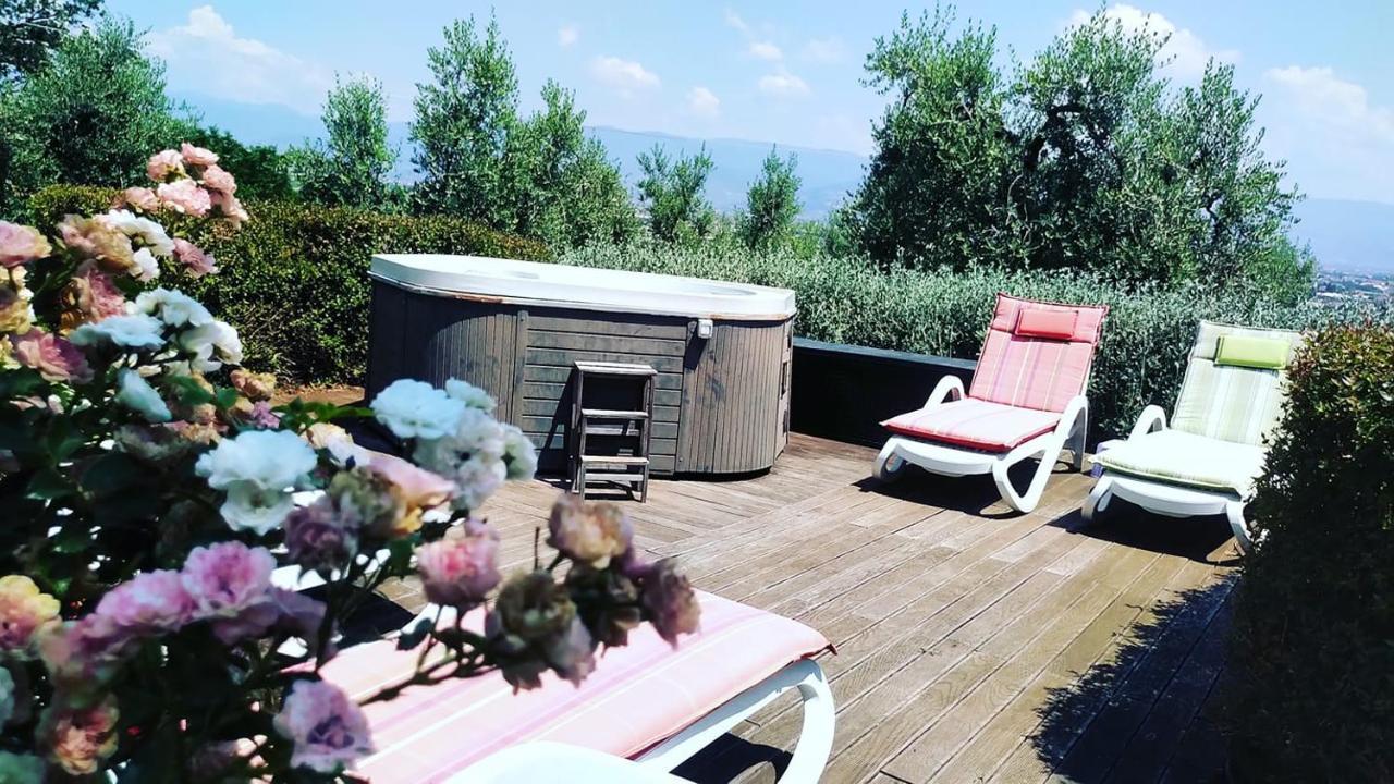 Olivia B&B And Apartment Cantagrillo Bagian luar foto